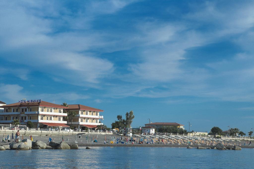 Hotel Miramare Cirò Marina Buitenkant foto