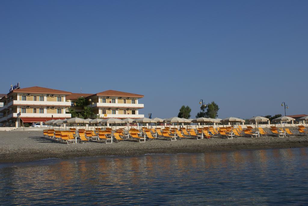 Hotel Miramare Cirò Marina Buitenkant foto