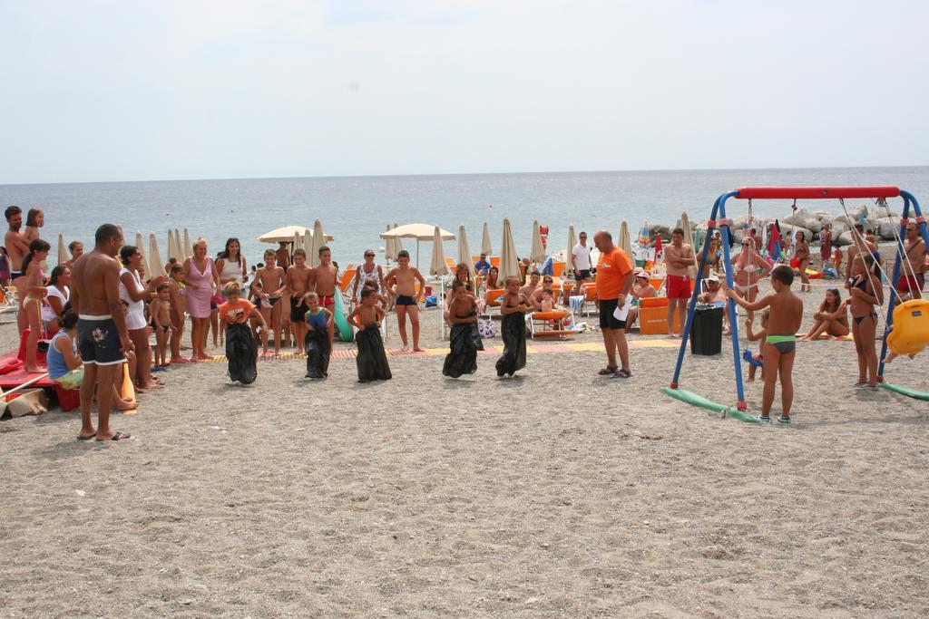 Hotel Miramare Cirò Marina Buitenkant foto